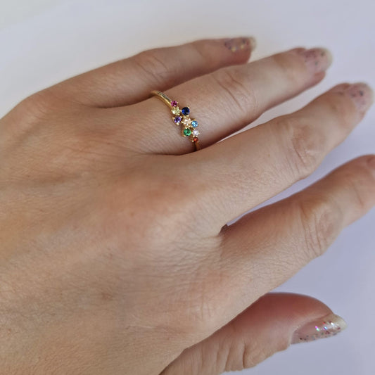 Anillo en Oro Amarillo Italiano 18 Kilates Zirconitas Puntos de Color