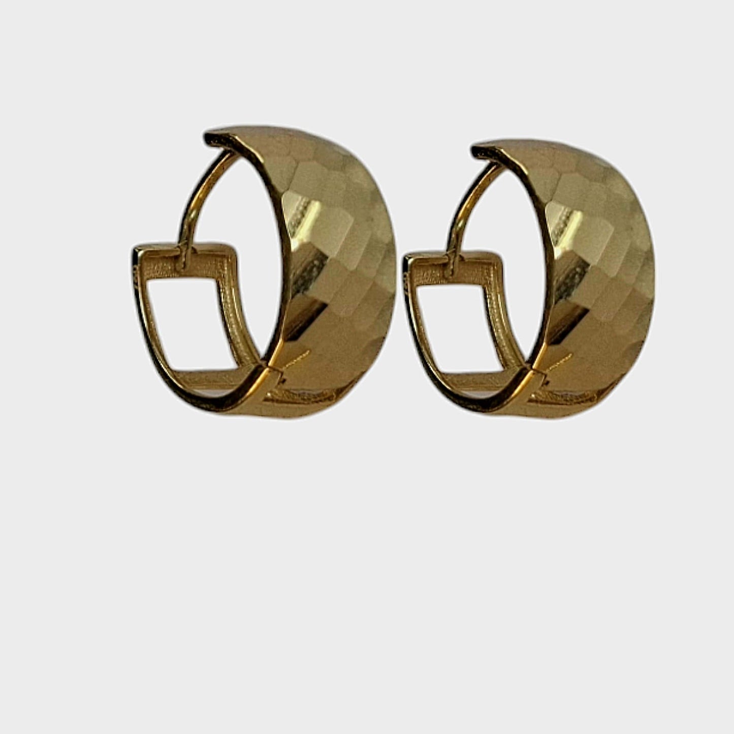 Aro en Oro Amarillo Italiano 18 Kilates Efecto Calado