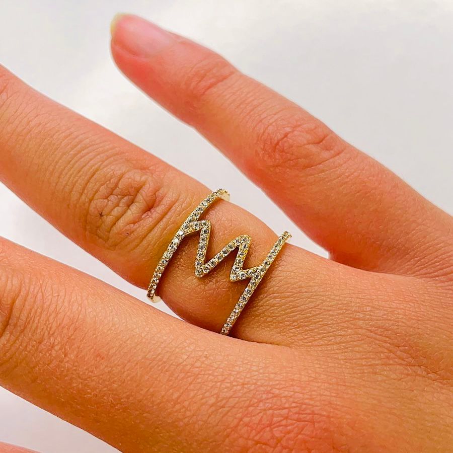 Anillo Largo zirconias doble
