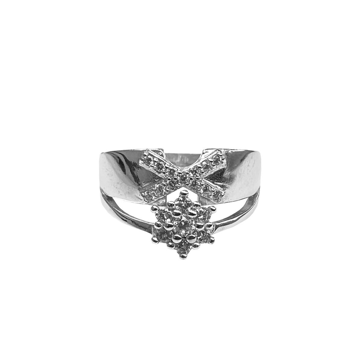 Anillo en plata y circones