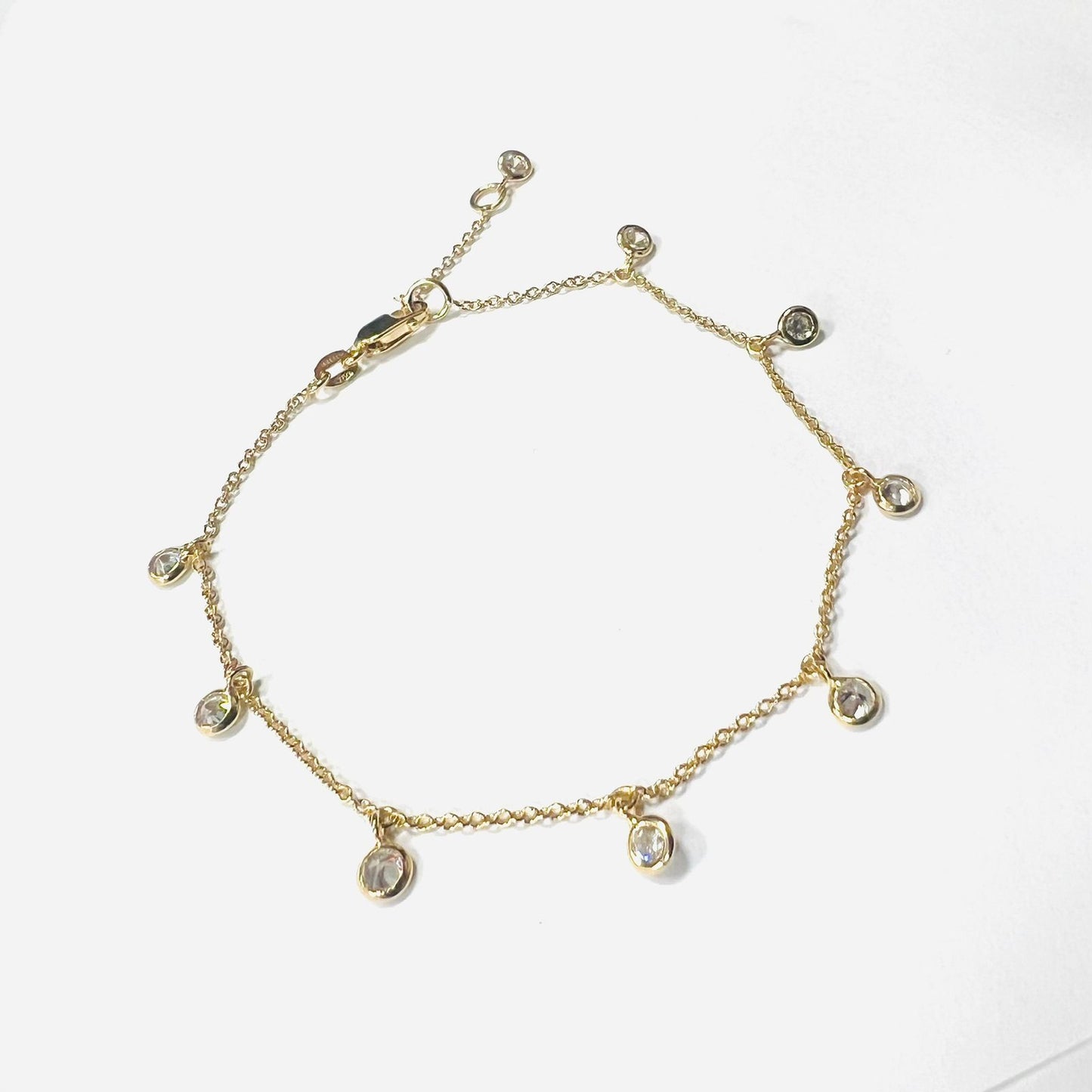 Pulsera Oro 18 kilates circulos zirconitas