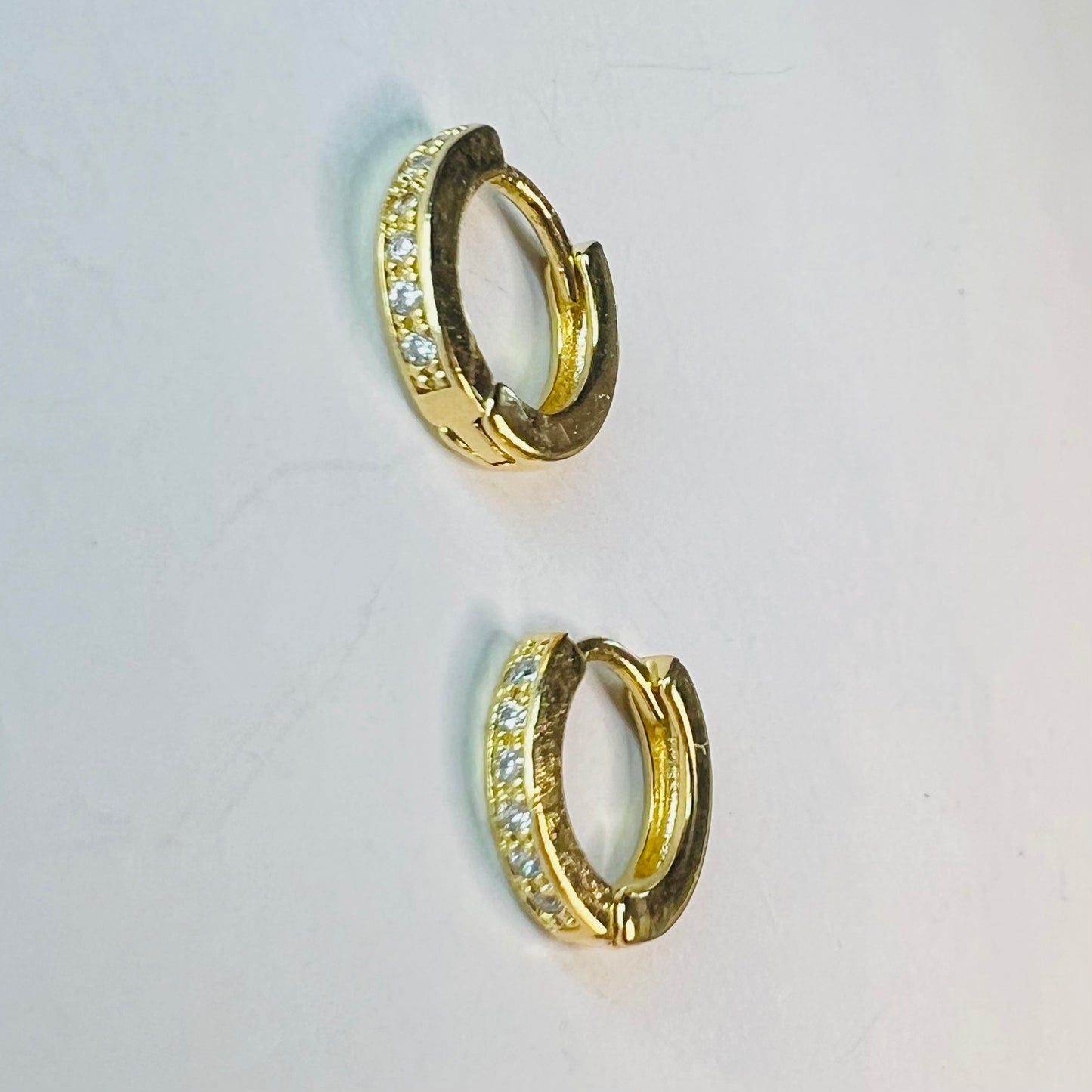 Aros Argolla bañada en oro 18k zirconita