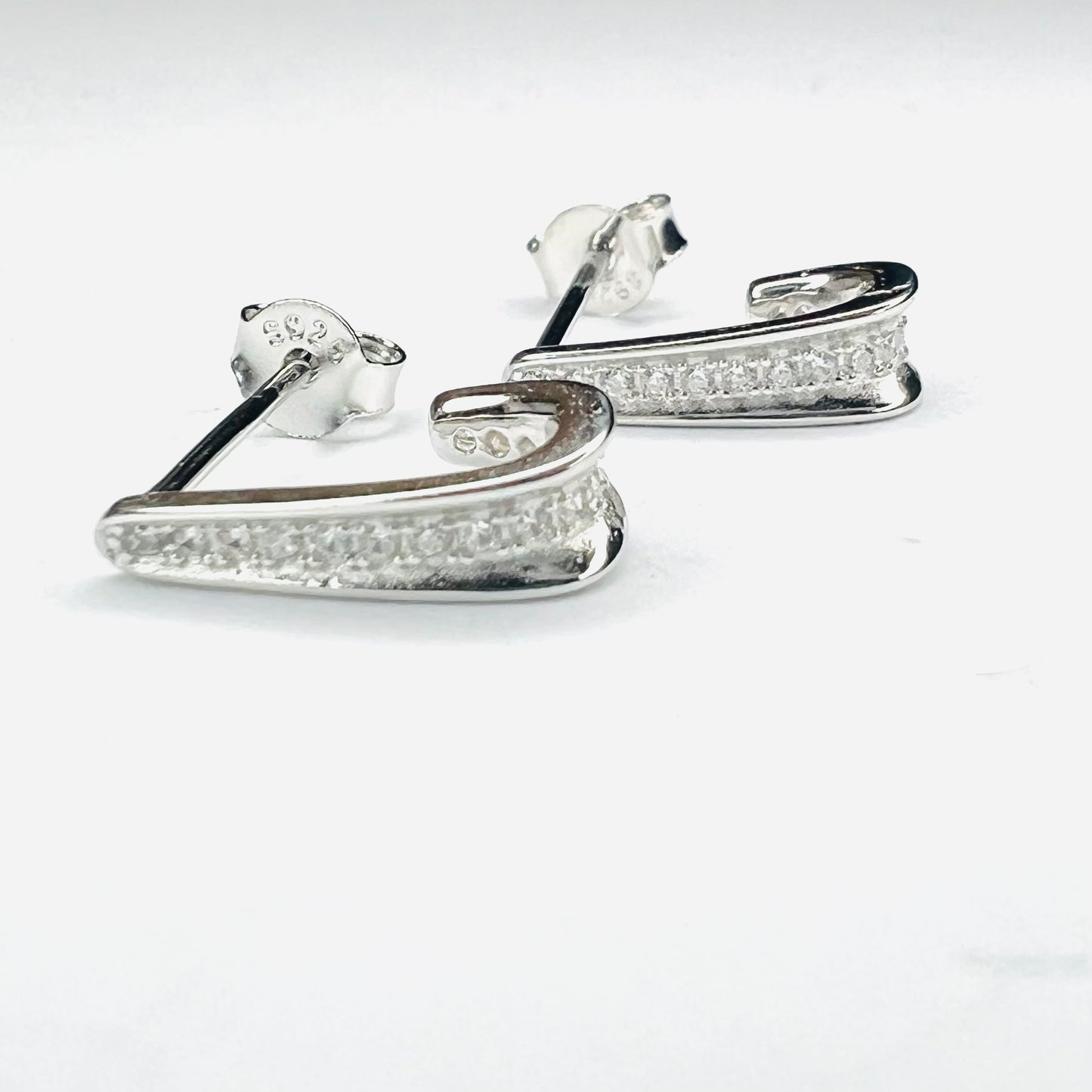 Aro plata zirconia blanca tipo gota 12 mm