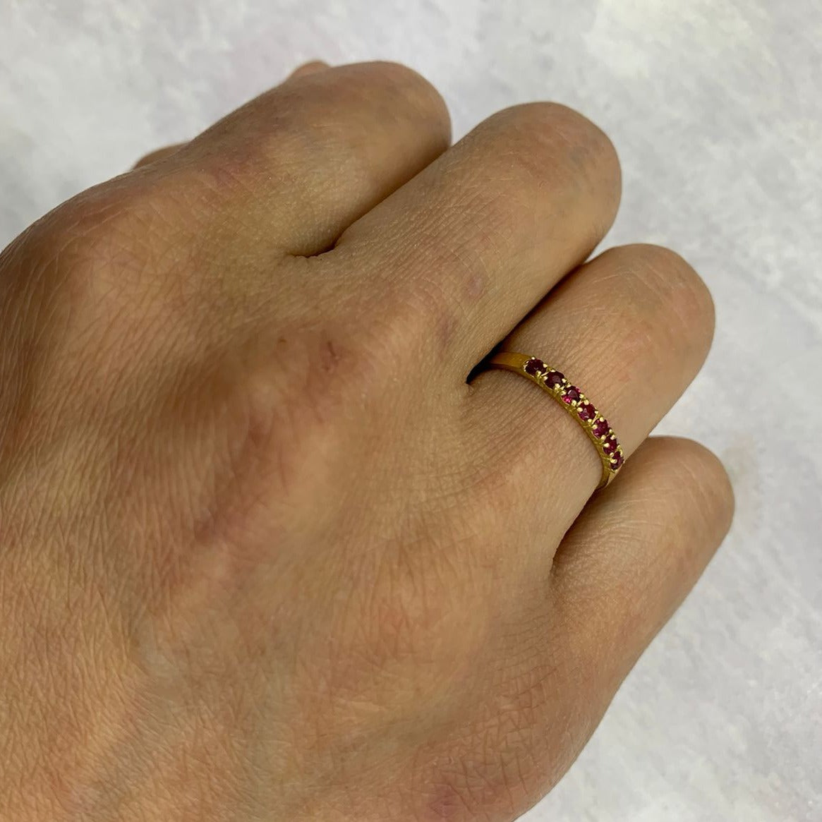 Anillo Oro amarillo y rubi