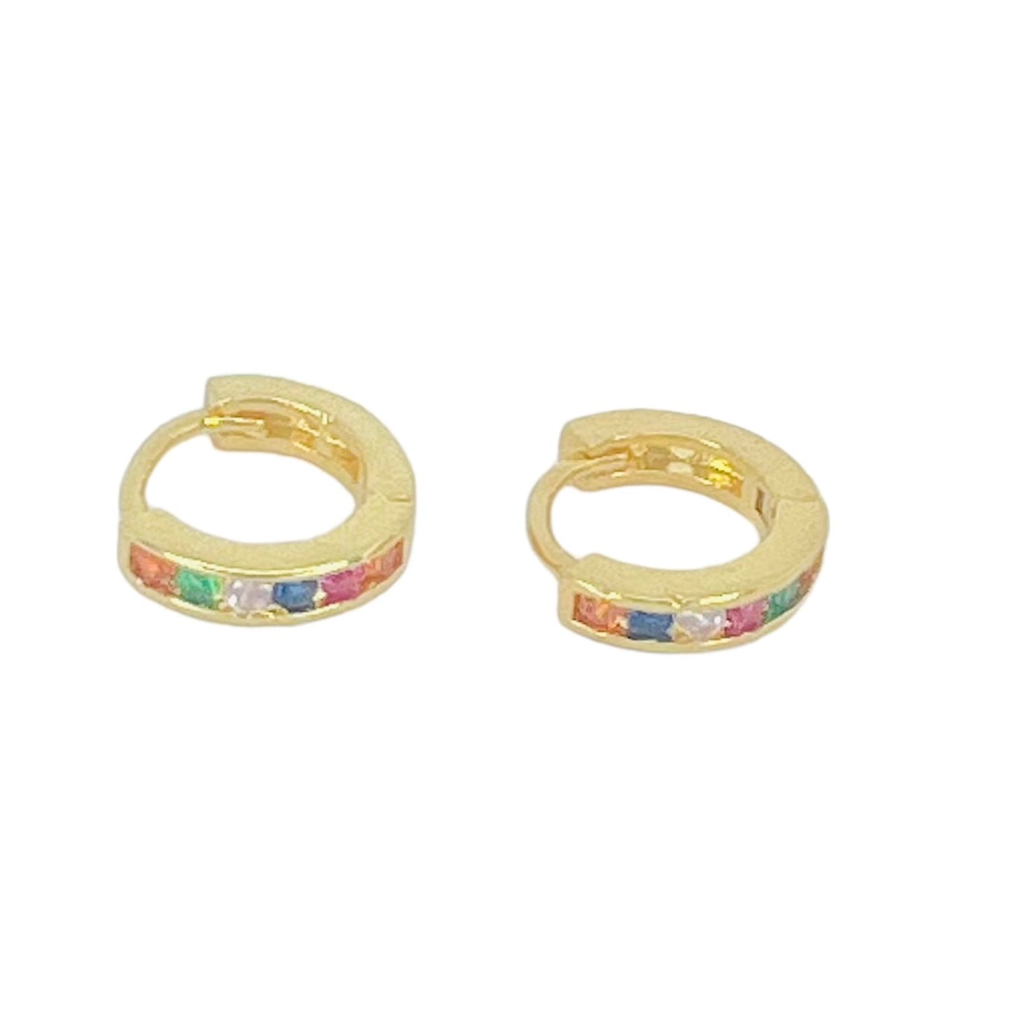 Aros argolla baño oro y circones de colores