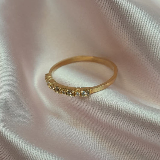 Anillo Oro amarillo diamantes y Topacios