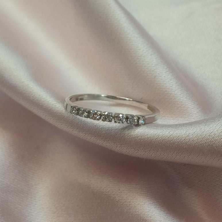Anillo Oro blanco diamantes