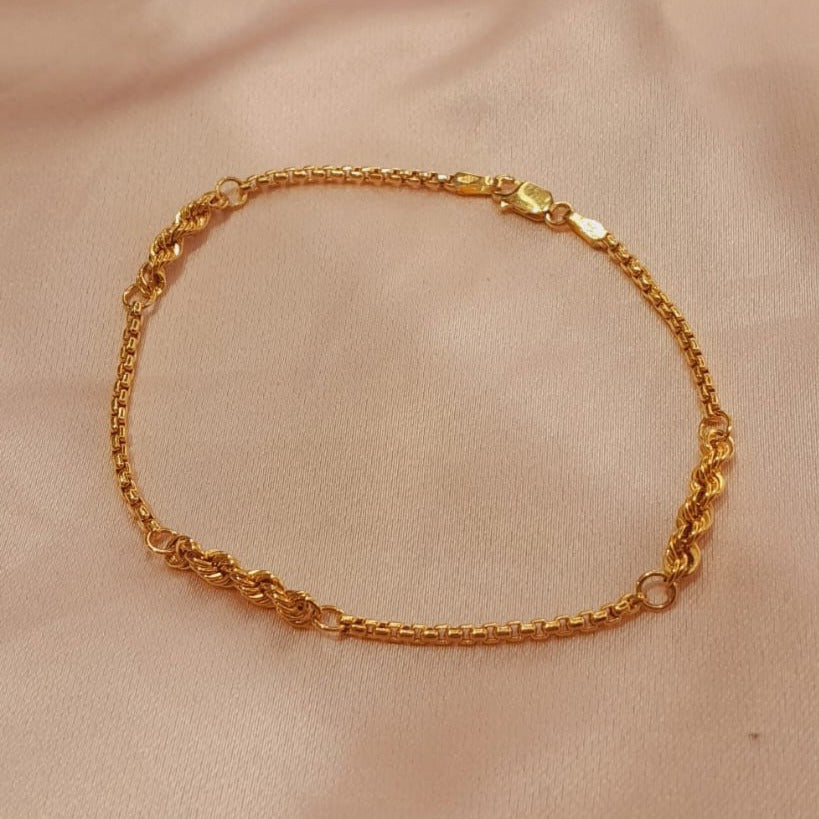 Pulsera en oro amarillo