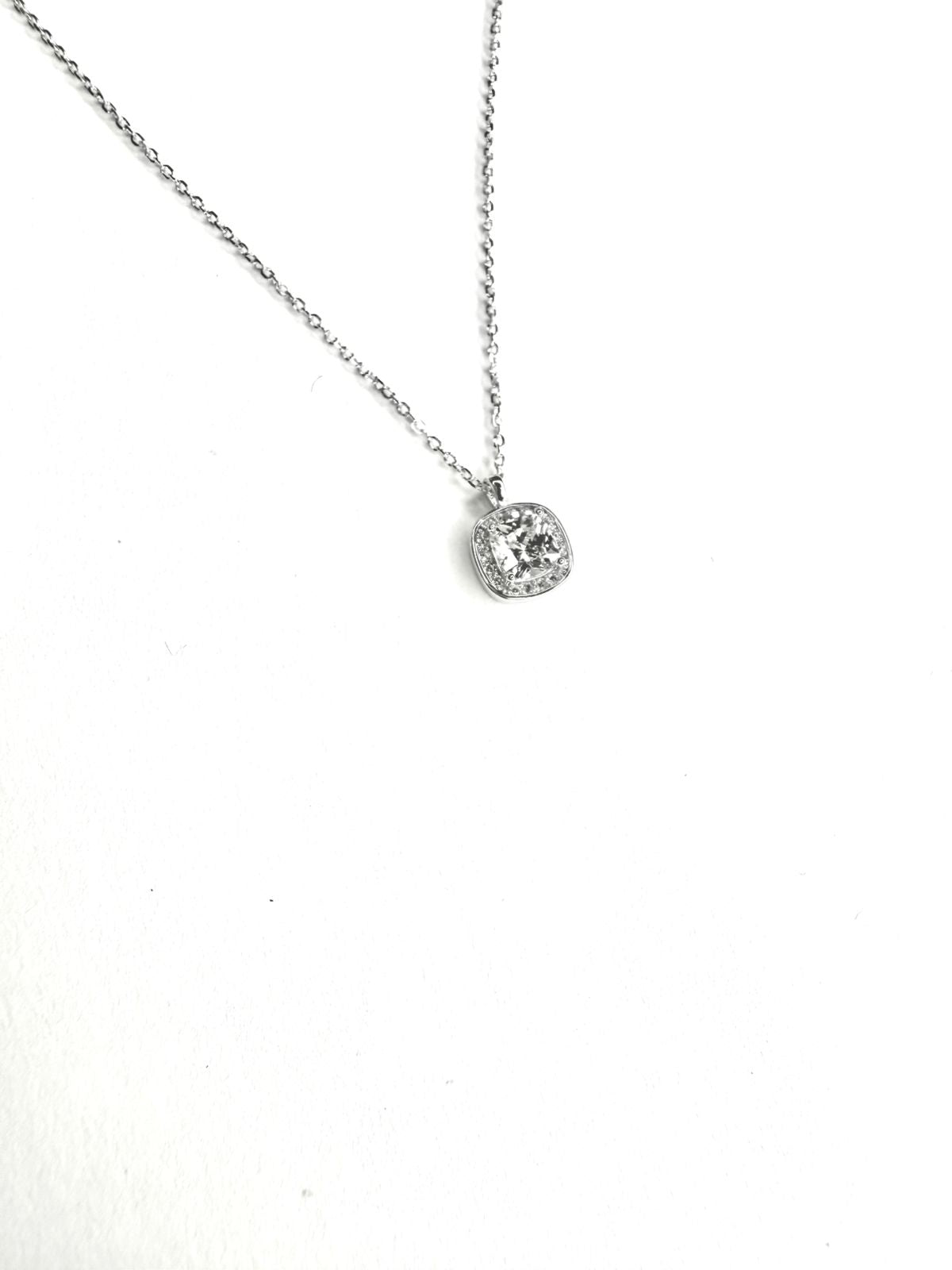Collar Plata 925 Gran Punto de luz y Zirconias