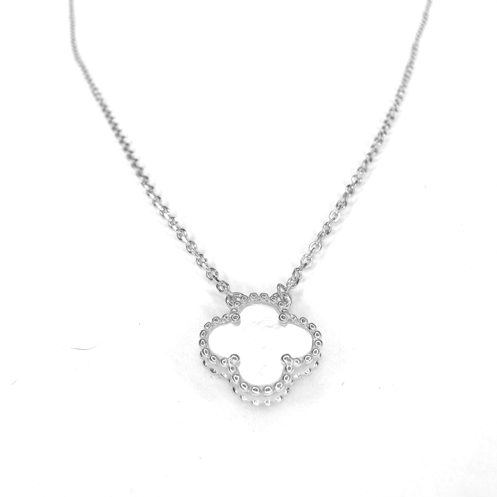 Collar trebol Madre perla