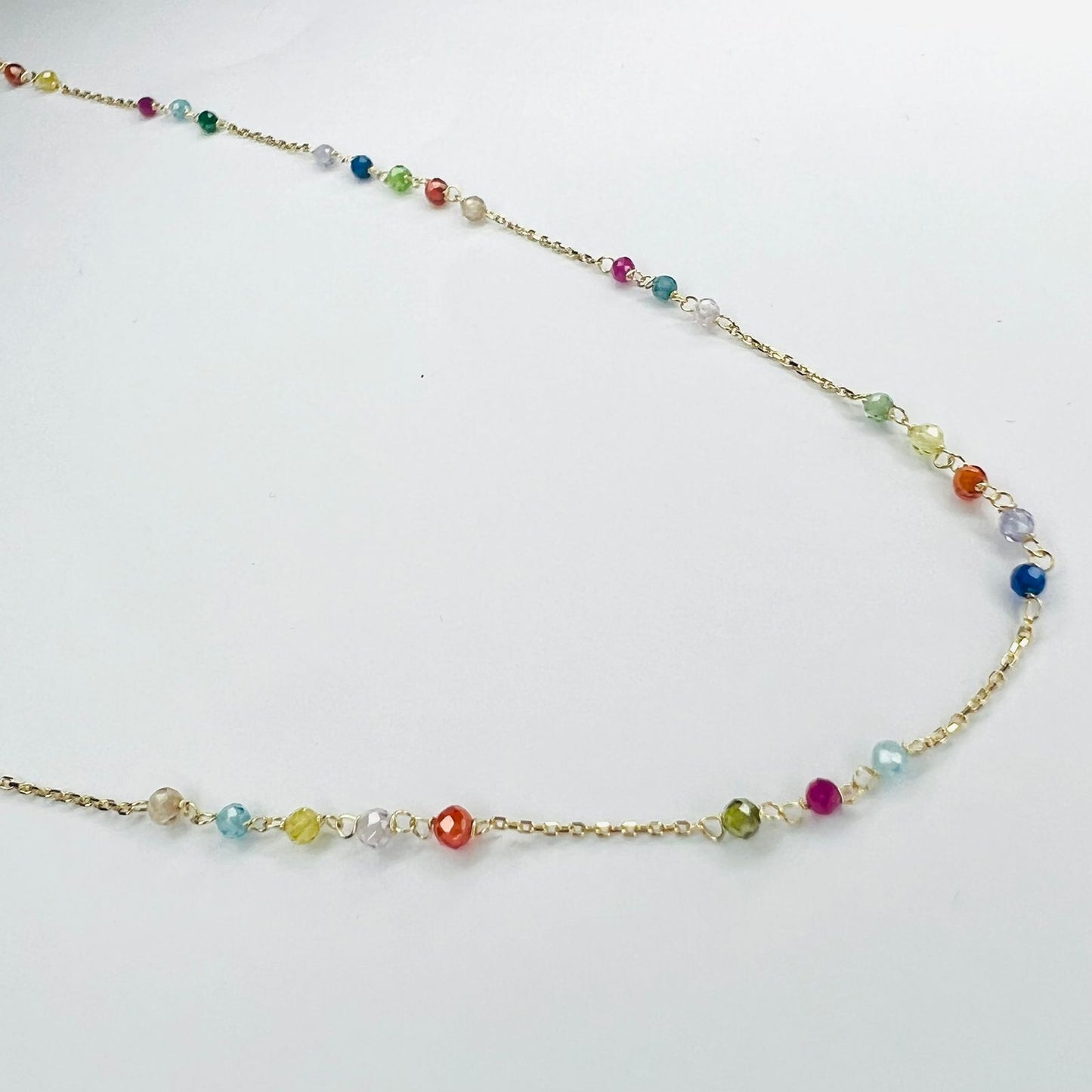 Collar oro 18 kilates , bolitas de colores