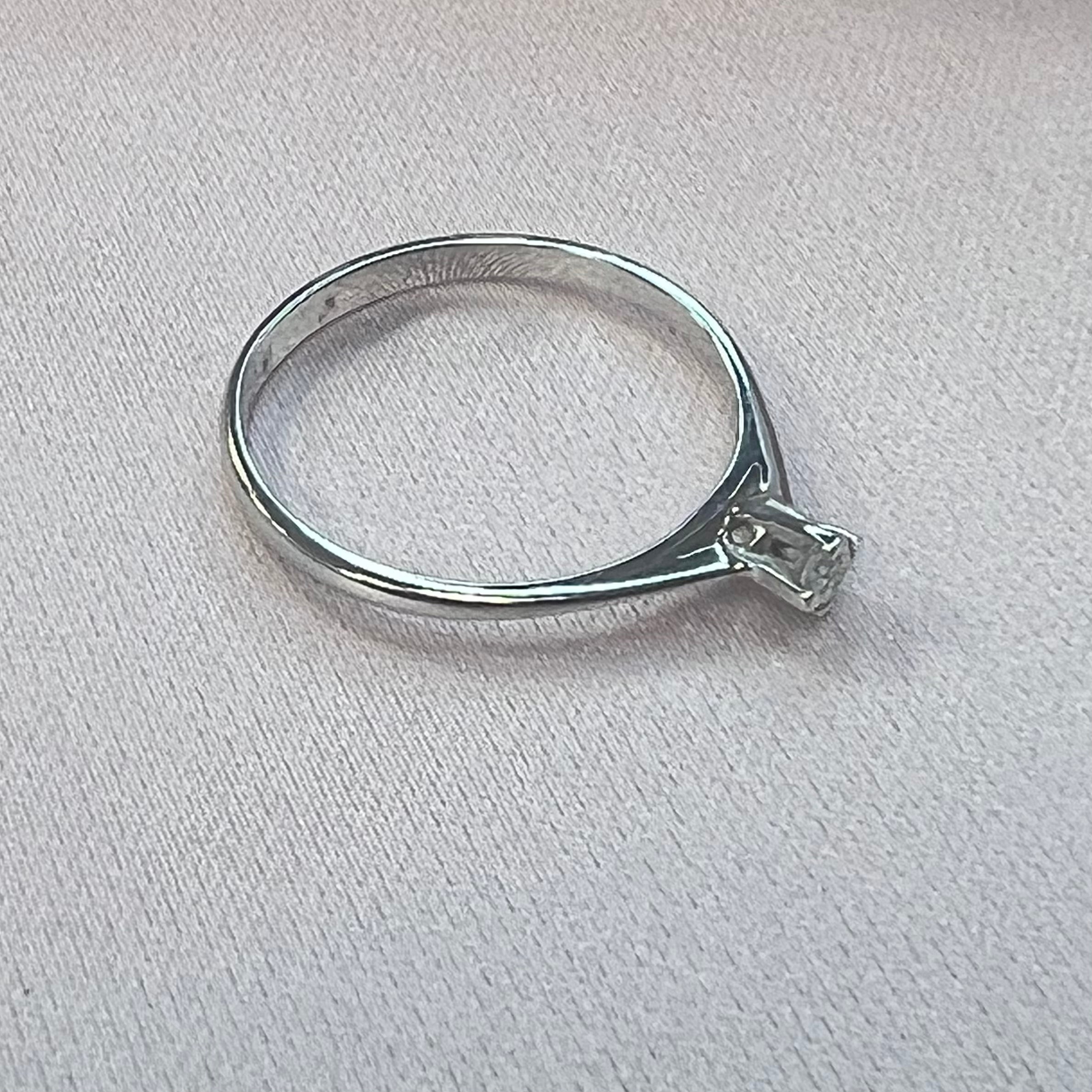 Anillo en oro blanco y diamates - Anillo Oro 18k
