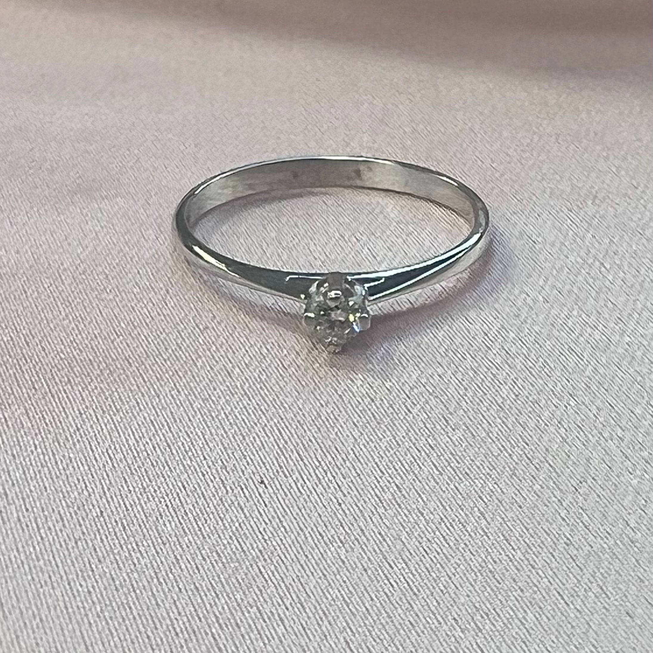 Anillo en oro blanco y diamates - Anillo Oro 18k