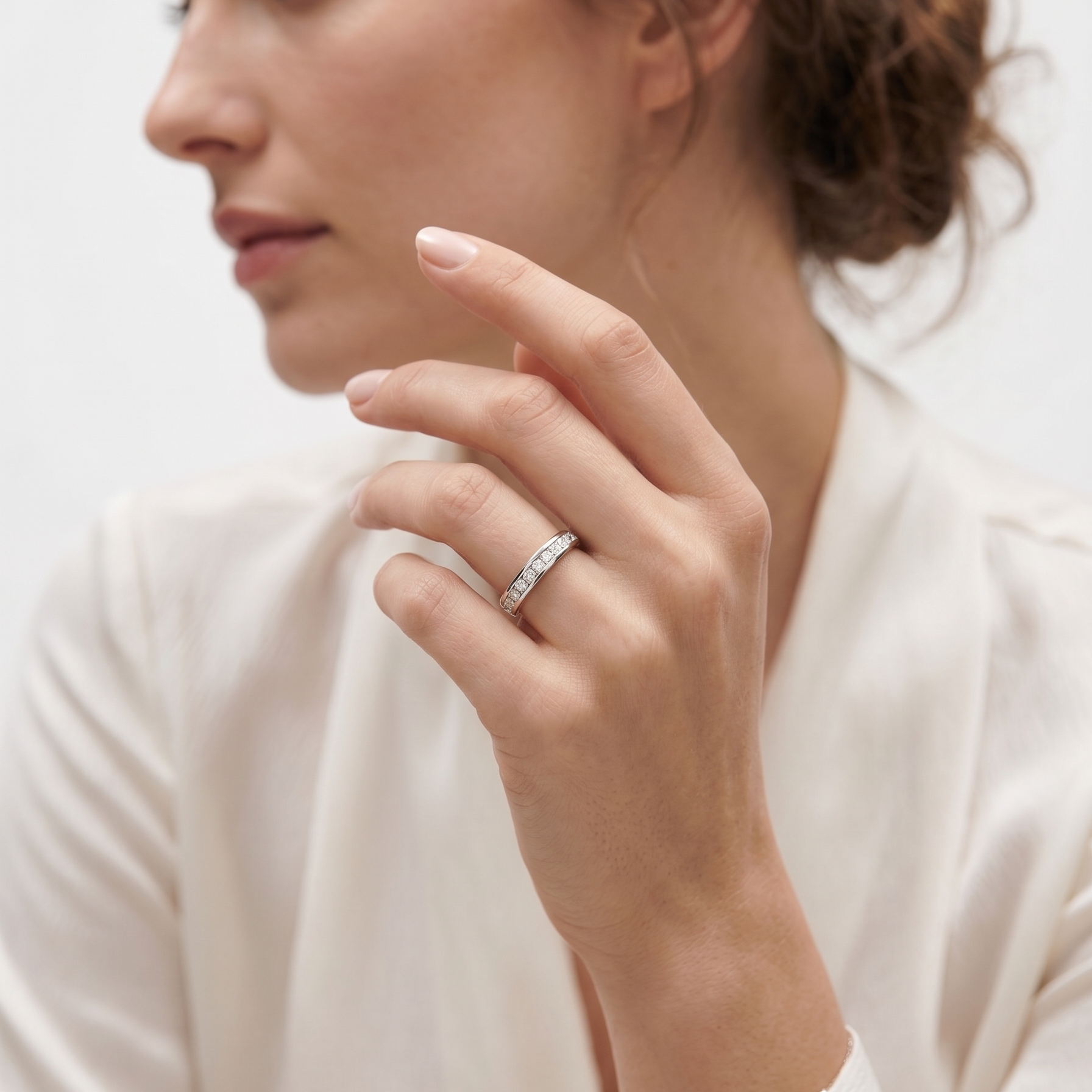 Anillo en oro blanco y diamantes - Anillo oro 18k