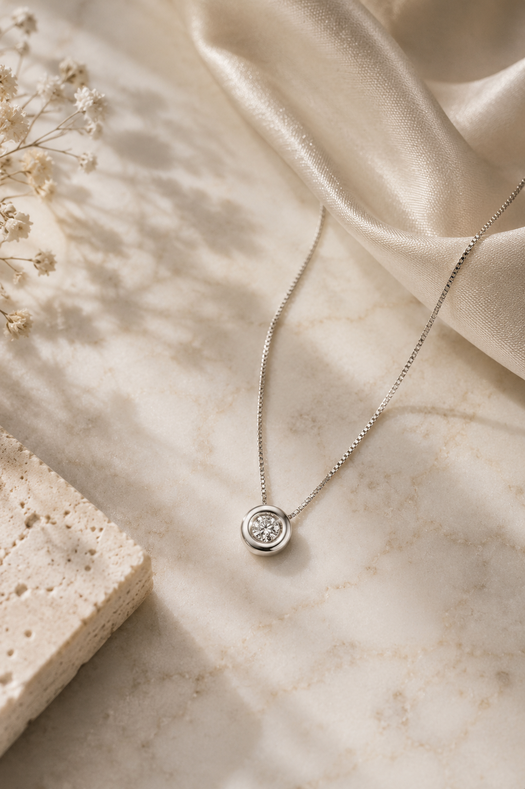 Collar Punto de Luz Oro Blanco y Diamantes - Collar Oro 18K