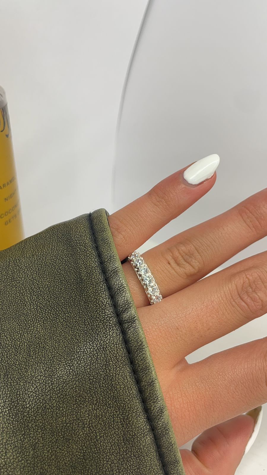 Anillo cintillo sixtillo