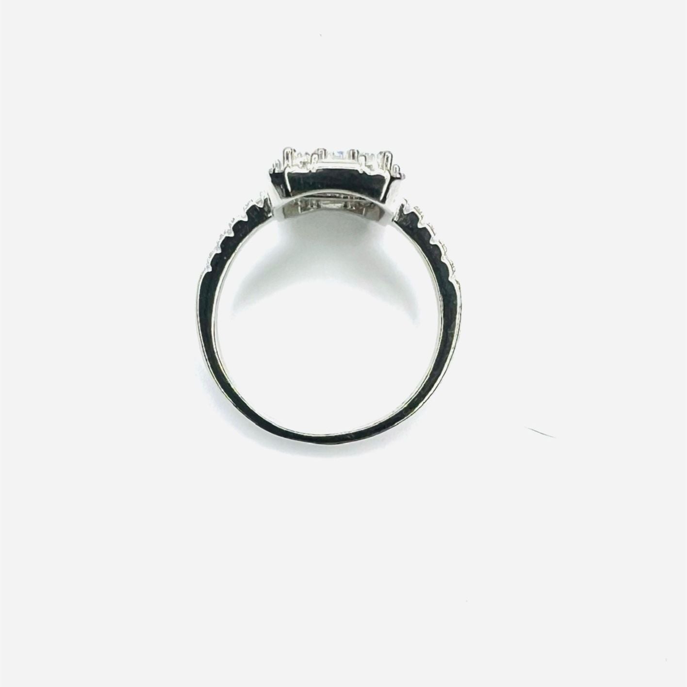 Anillo vintage cuadrado