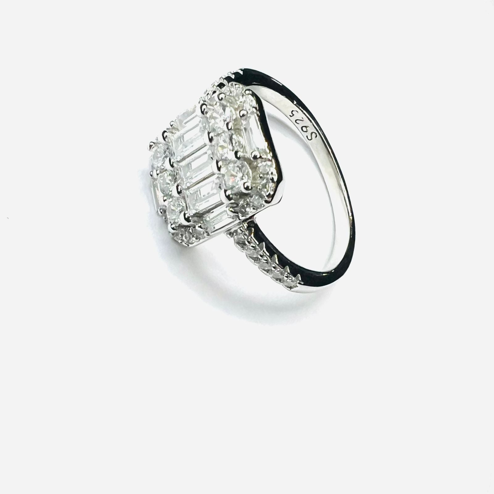 Anillo vintage cuadrado