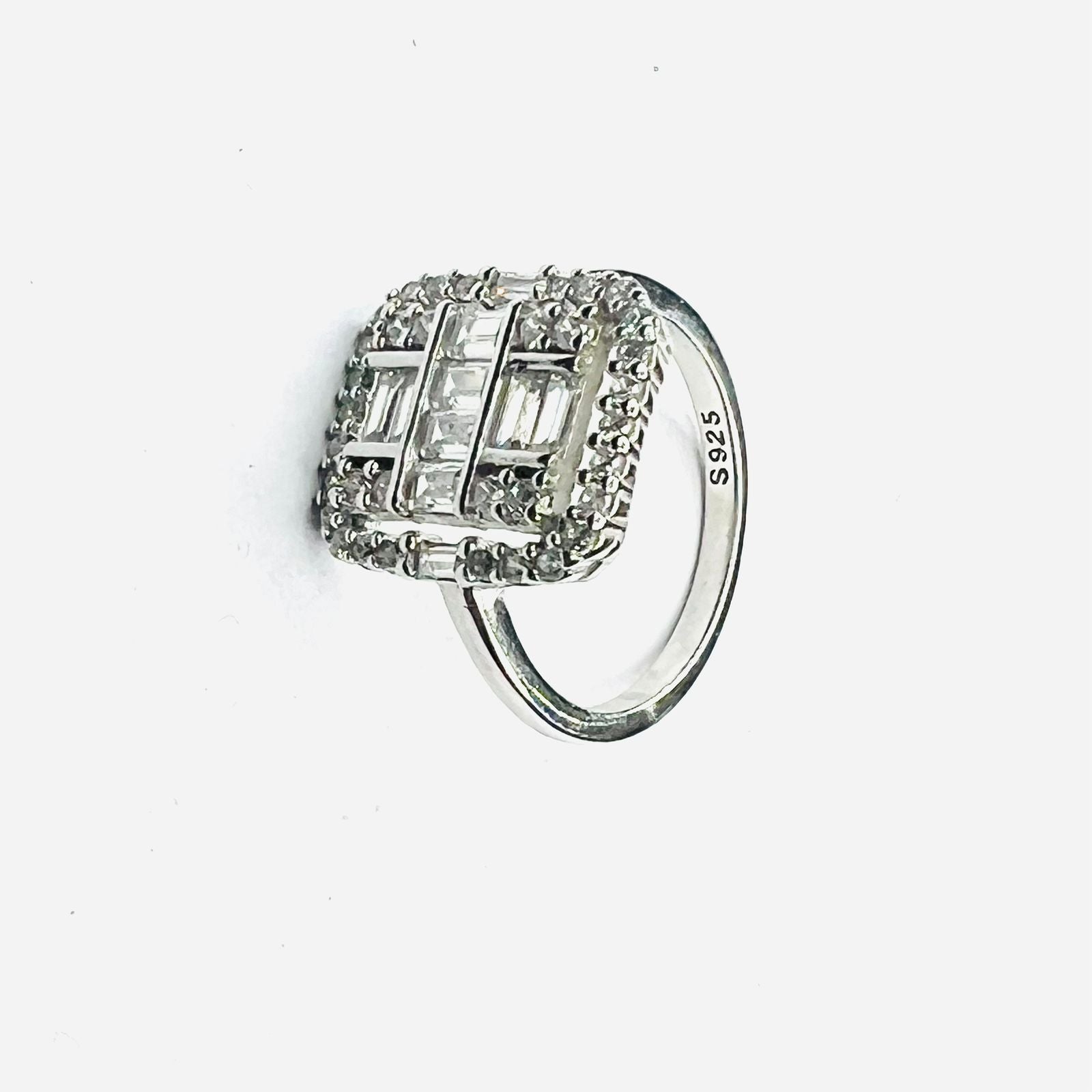Anillo vintage distintas direcciones