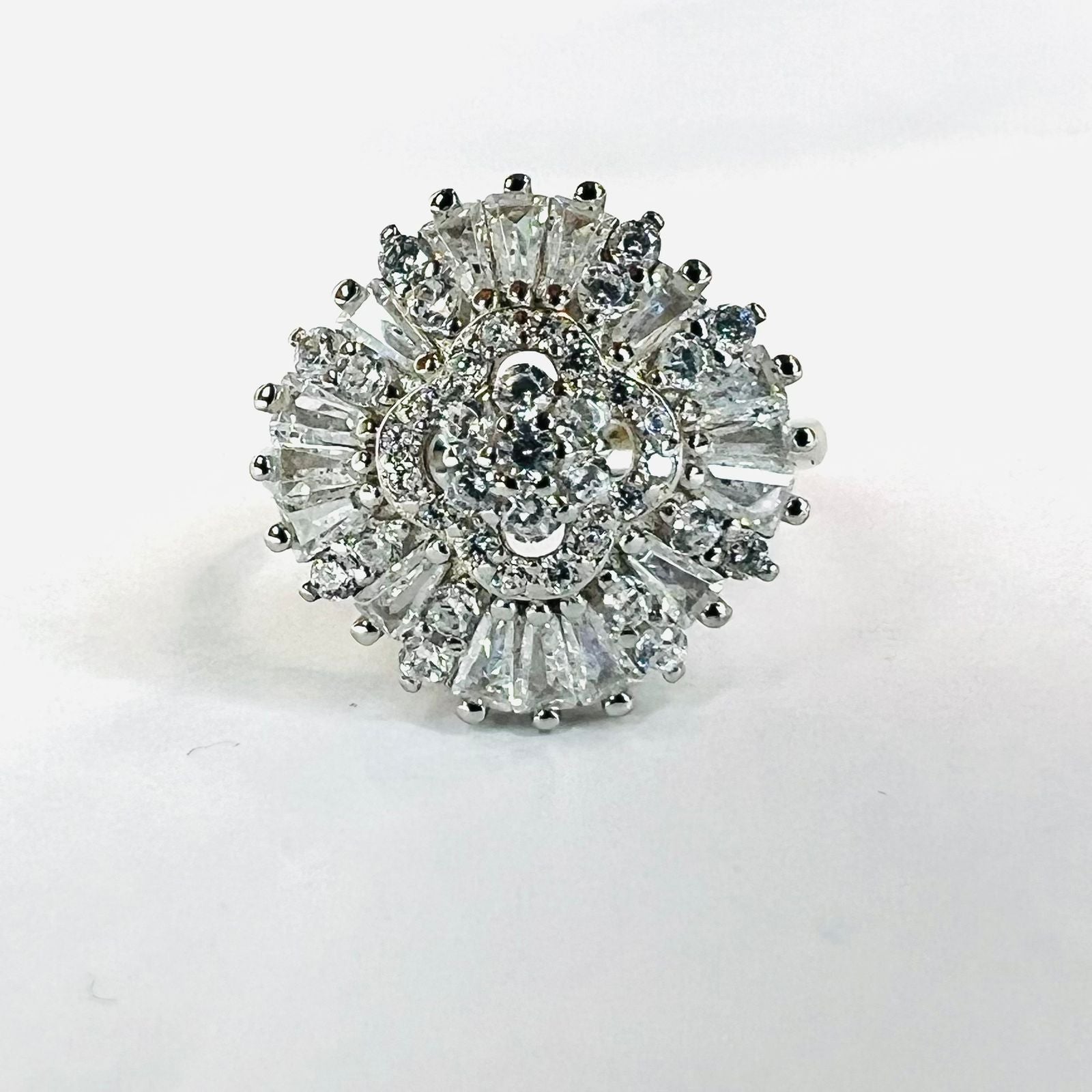 Anillo flor central