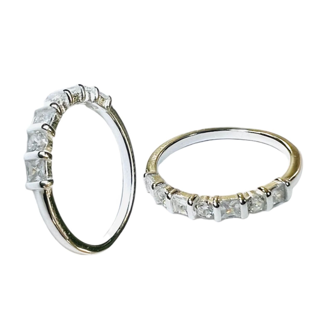 Anillo medio cintillo