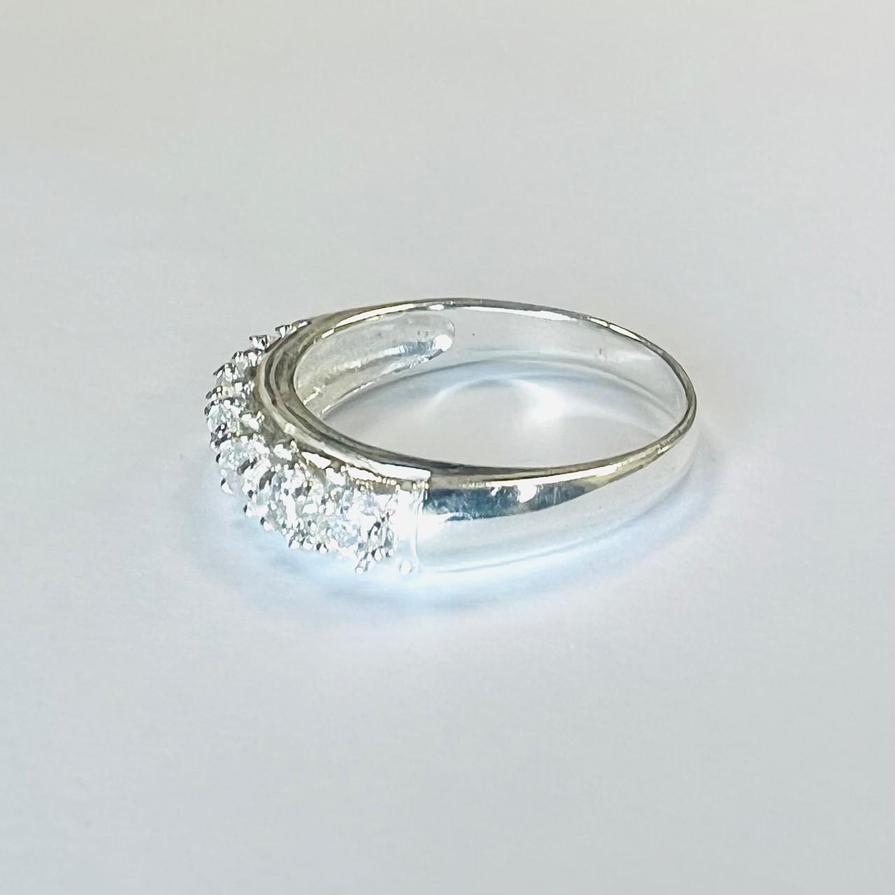 Anillo cintillo sixtillo