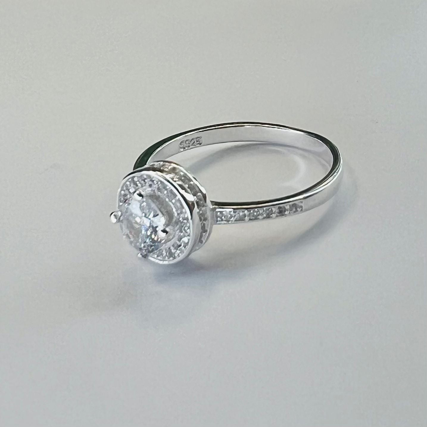 Anillo plata 925 solitario redondo piso de zirconia