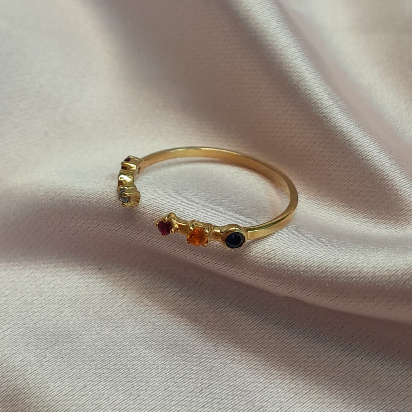 Anillo Oro amarillo y Topacio - Anillo Oro 18k