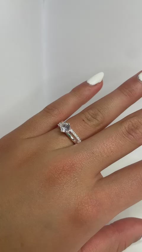 Anillo solitario doble riel liso